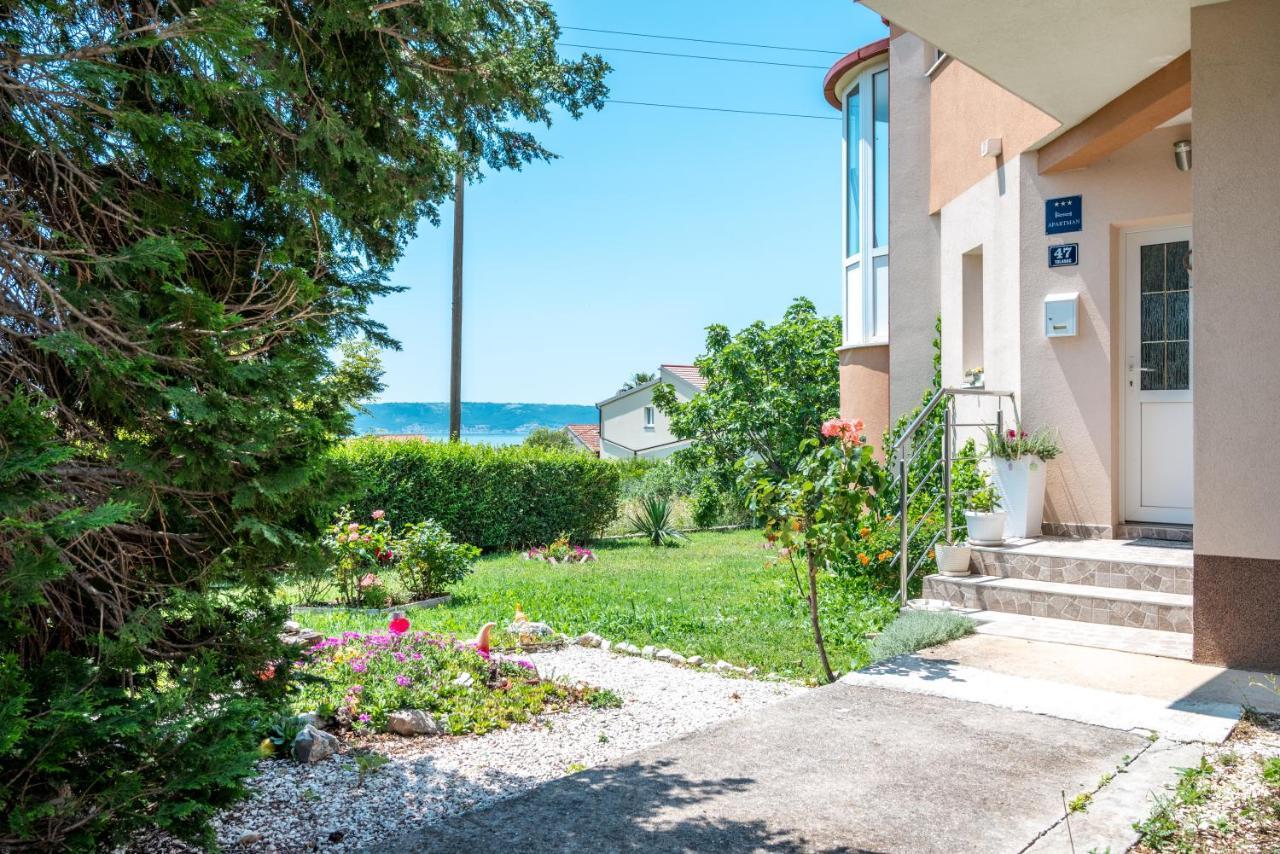 Nadalina Apartment Kaštel Stari Buitenkant foto