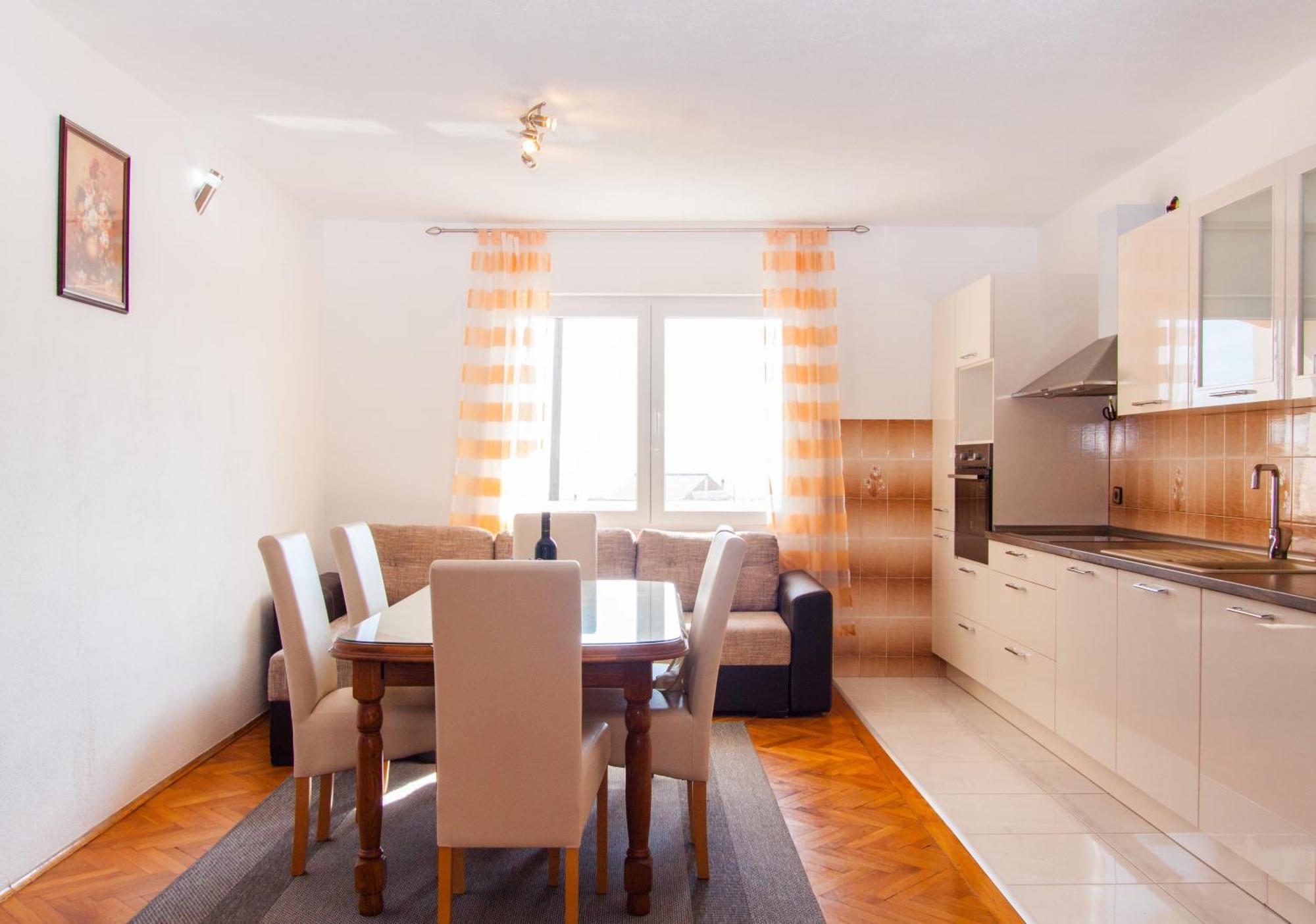 Nadalina Apartment Kaštel Stari Buitenkant foto