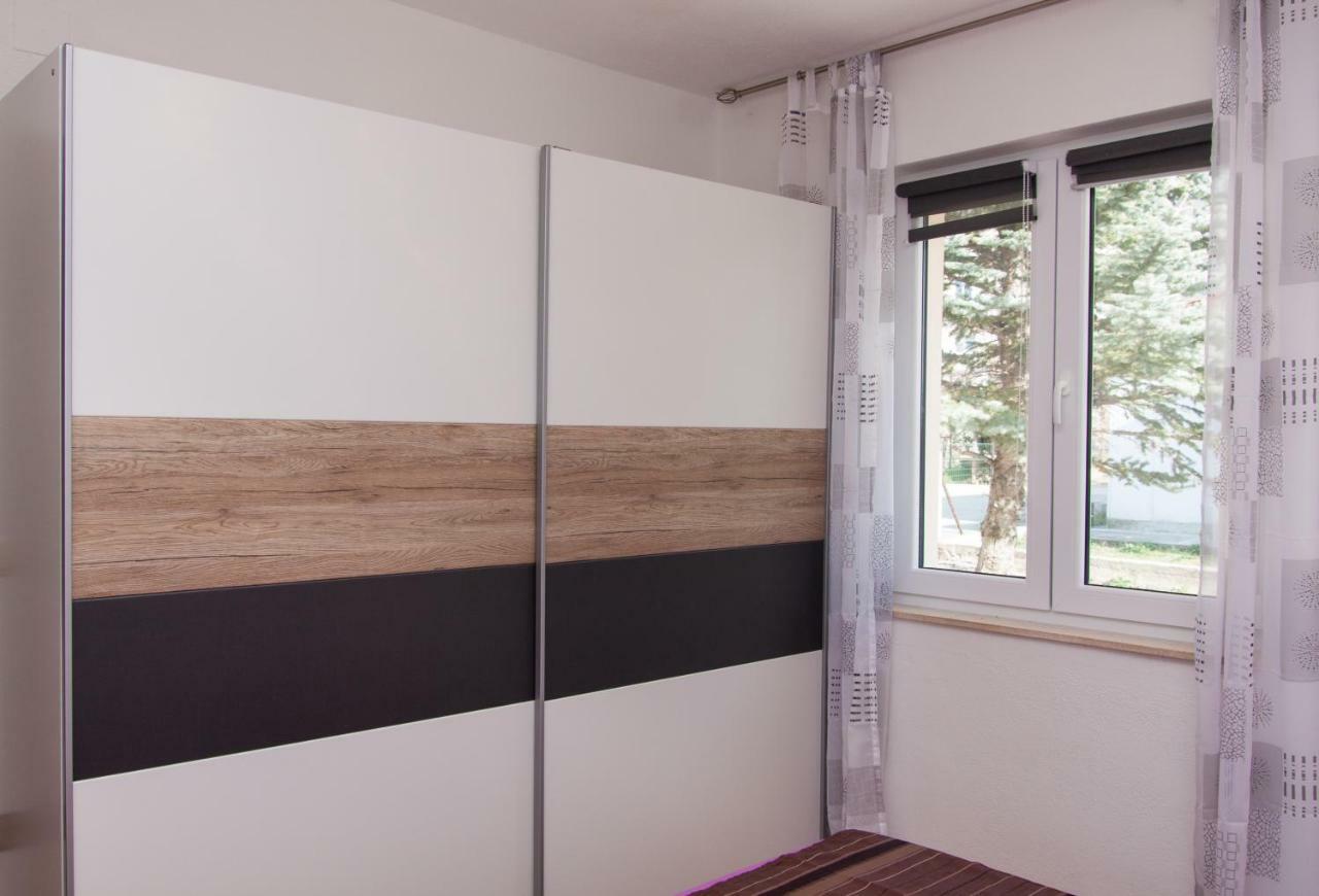 Nadalina Apartment Kaštel Stari Buitenkant foto