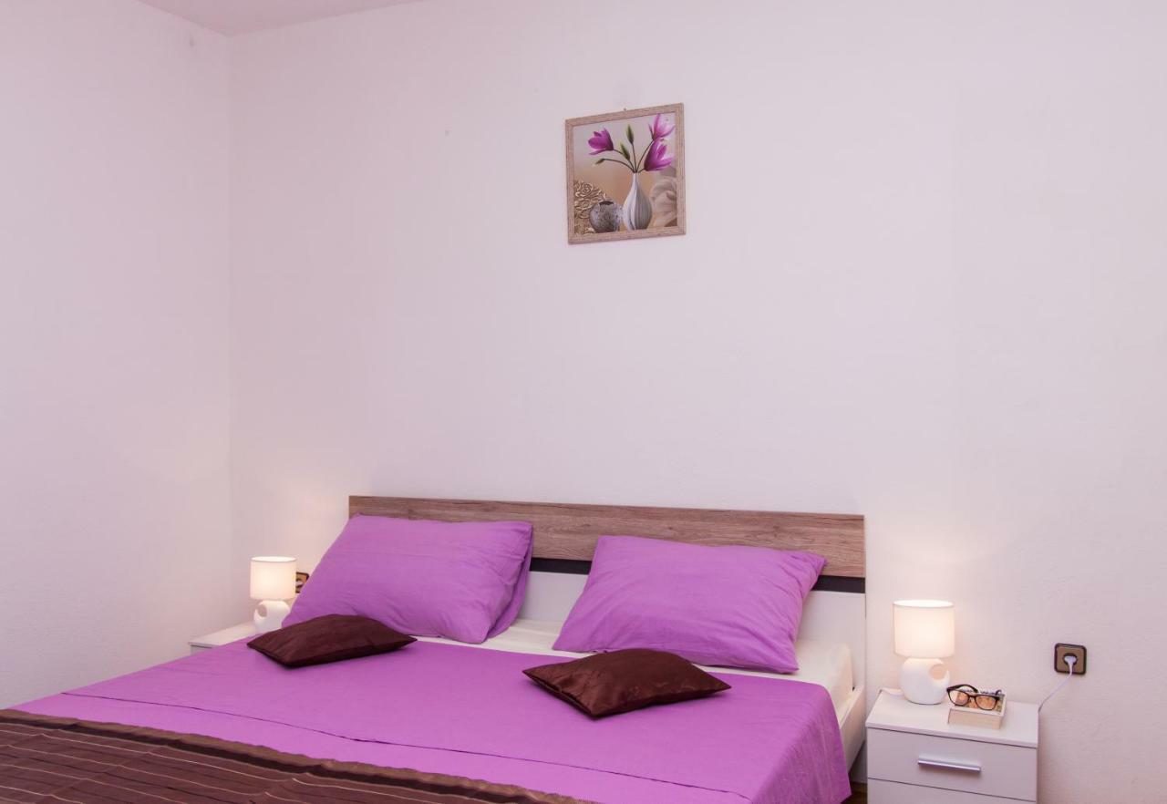 Nadalina Apartment Kaštel Stari Buitenkant foto