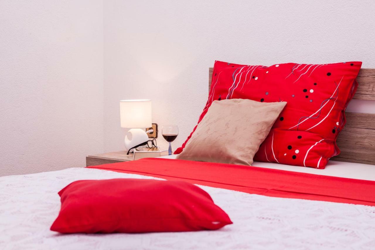 Nadalina Apartment Kaštel Stari Buitenkant foto